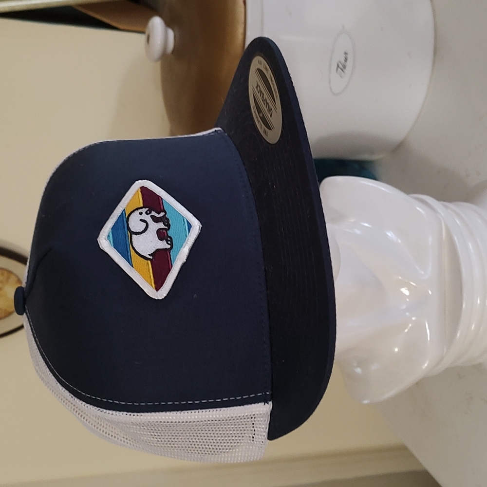 Ivory Ella Black Trucker Baseball Cap New Elephant 🐘